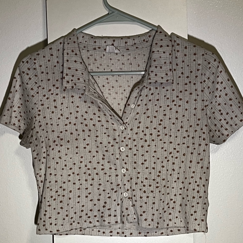 Button down flower-y crop top.